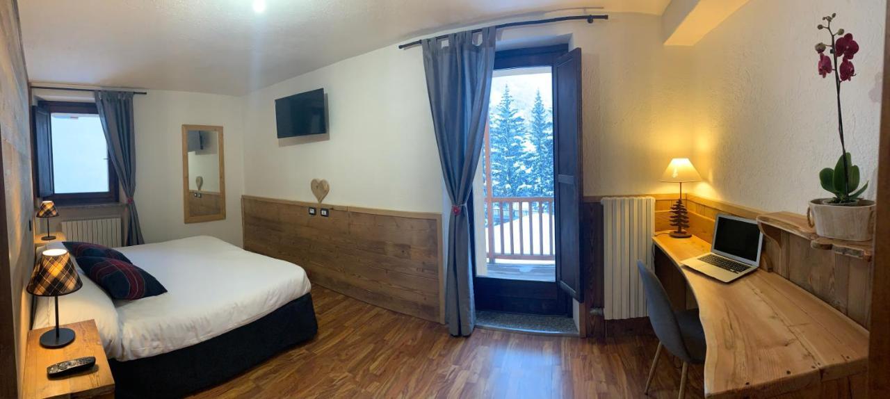 Hotel Coeur Du Village La Thuile Εξωτερικό φωτογραφία