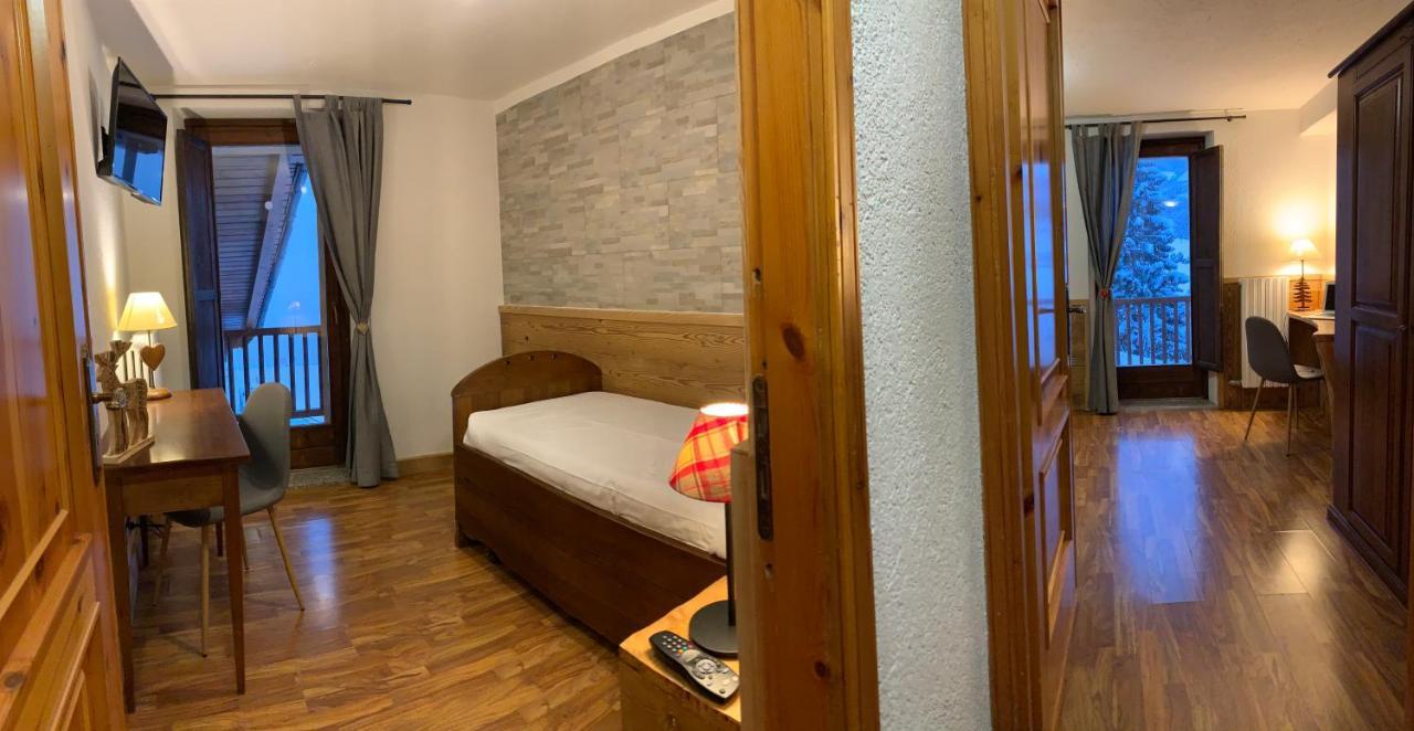 Hotel Coeur Du Village La Thuile Εξωτερικό φωτογραφία