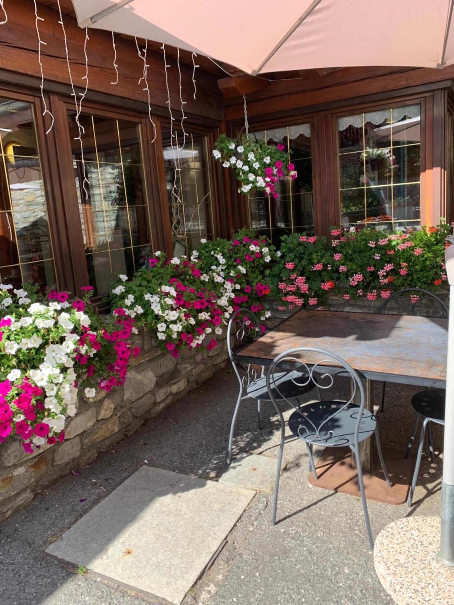 Hotel Coeur Du Village La Thuile Εξωτερικό φωτογραφία