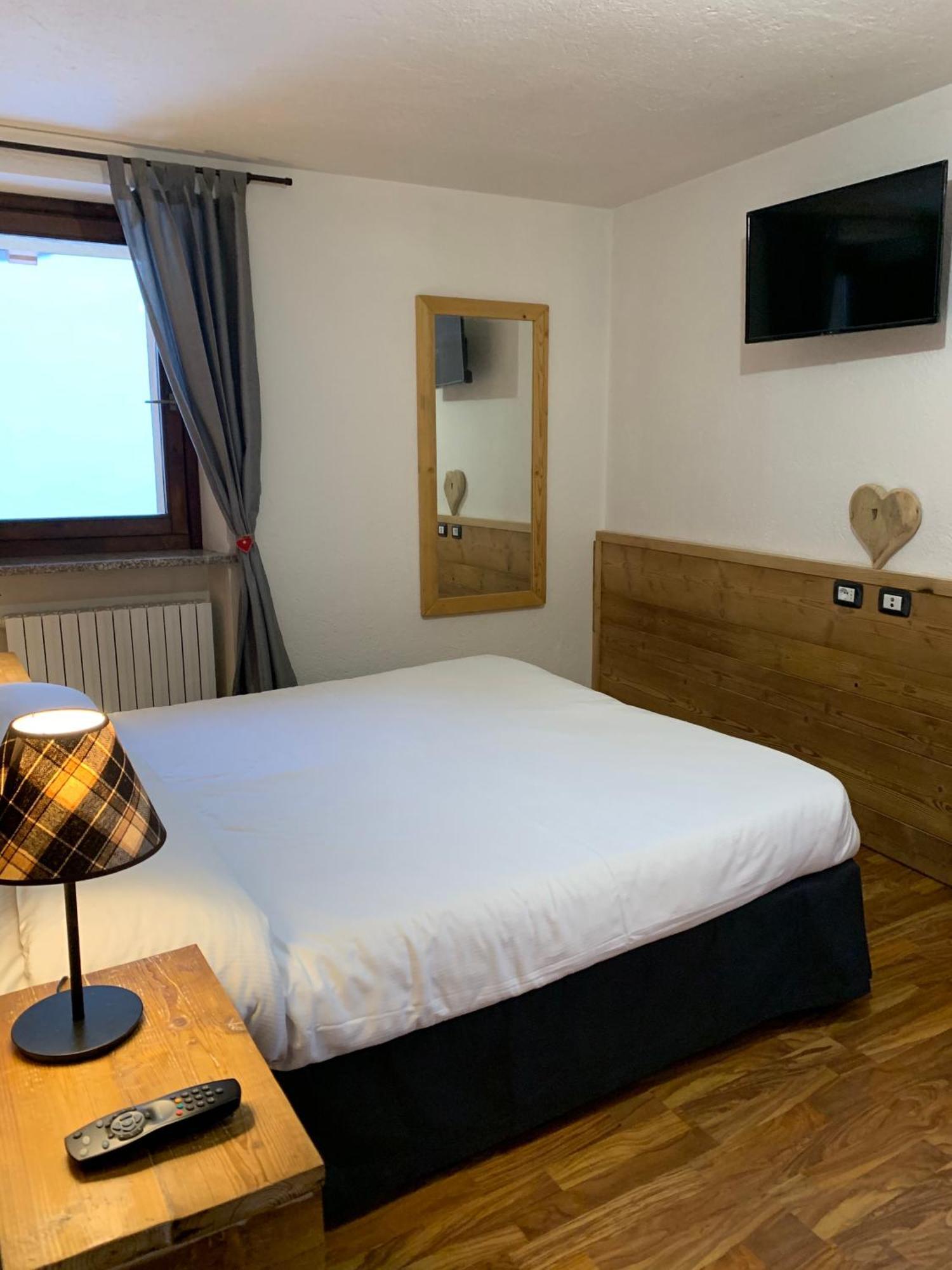 Hotel Coeur Du Village La Thuile Εξωτερικό φωτογραφία