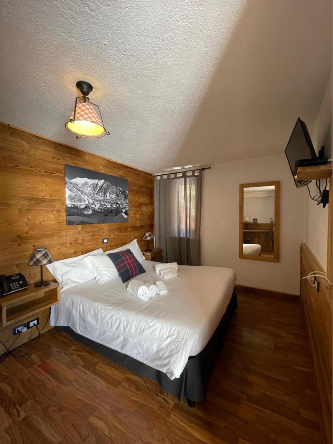 Hotel Coeur Du Village La Thuile Εξωτερικό φωτογραφία